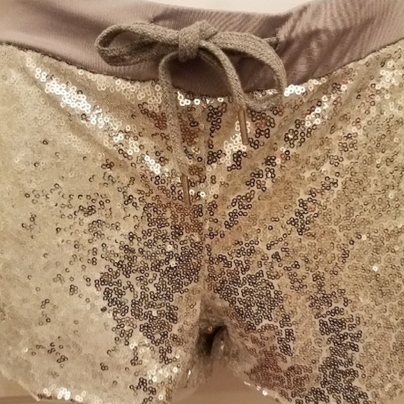 RESTOCKING Sequin Hot Pants โชSilver Bling Shorts - Picture 4 of 4